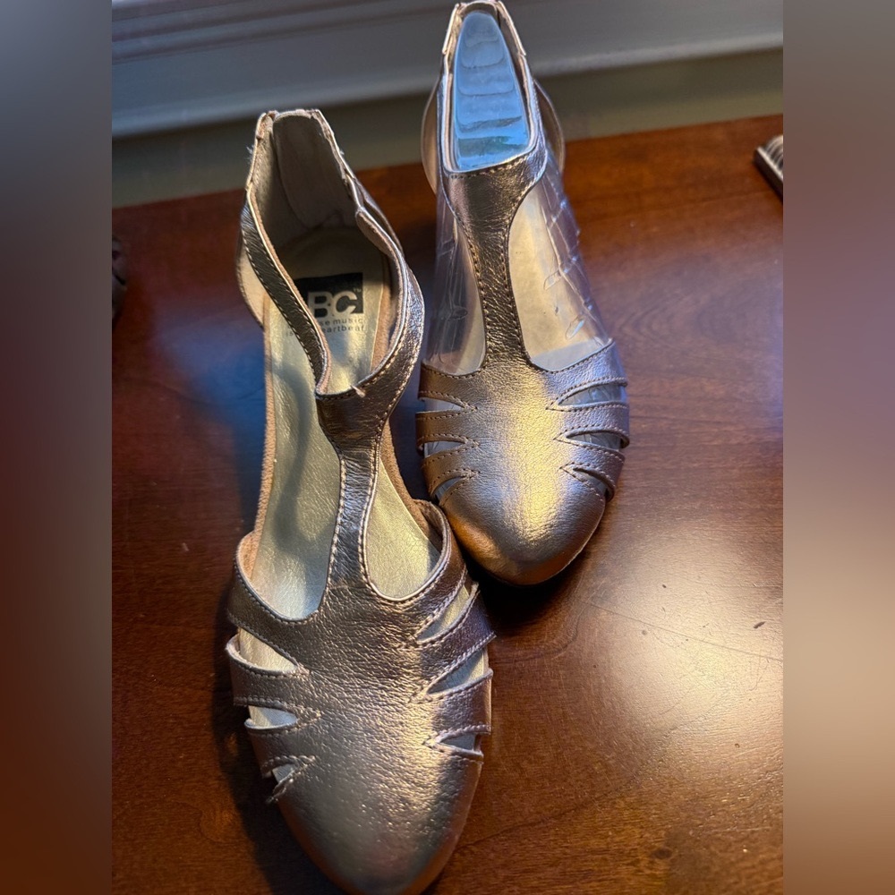 Cooper color wedge shoe with ankle strap